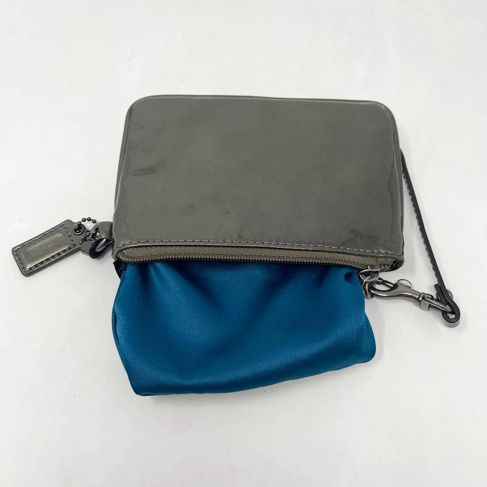 Coach Madison Patent Leather Wristlet Pewter Metallic Gray w/Hangtag Y2K
